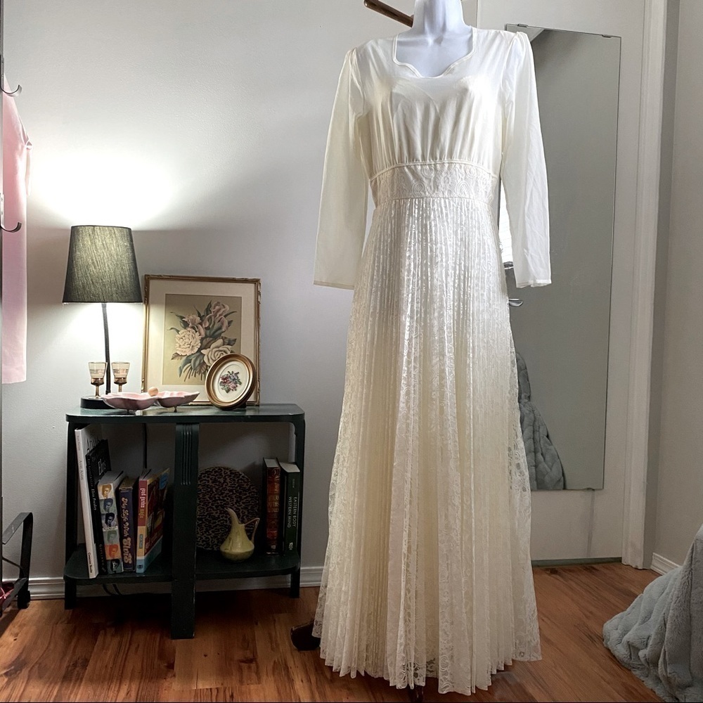 VINTAGE 70s cream wedding dress pleated lace dress